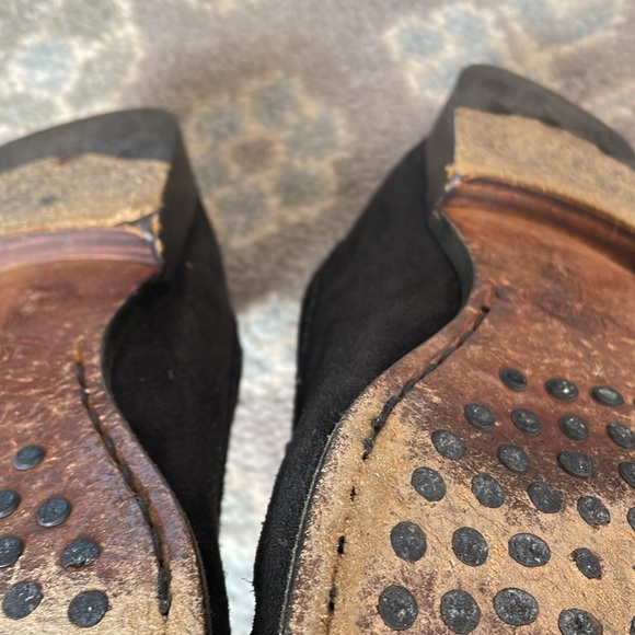 Tod’s black suede driving loafers. 36-1/2 or 6-1/2 - Picture 6 of 7